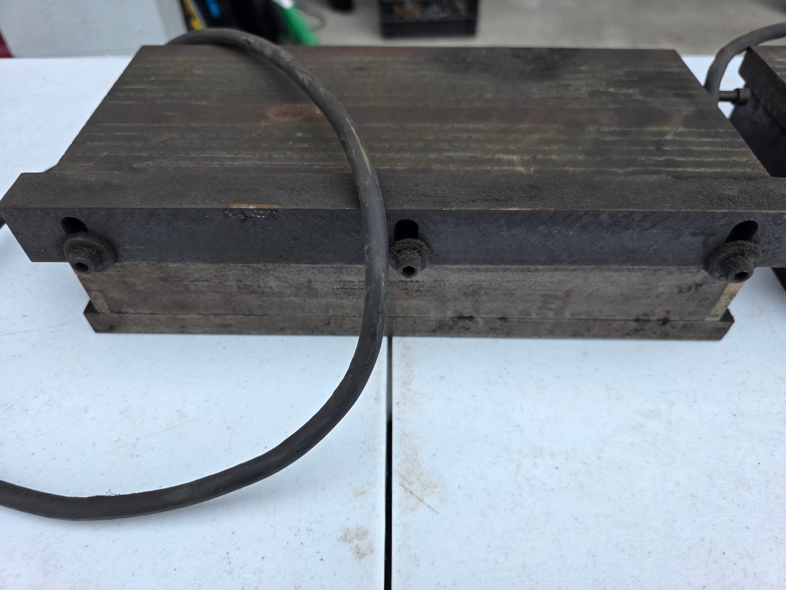 4 Magnetic Chucks