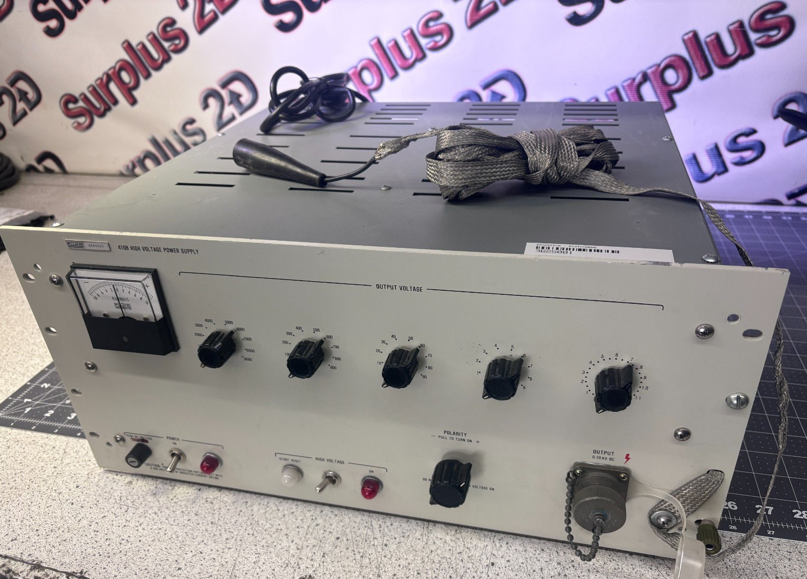 Fluke 410B 10kV DC High Voltage Power Supply.
