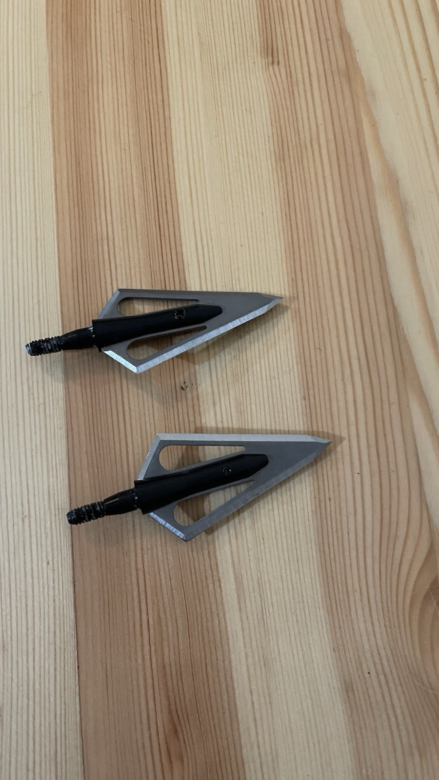 Magnus Stinger 2 Blade Broadheads 100g Pack of 2