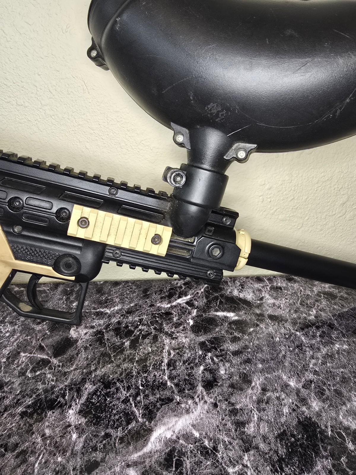 Tippmann Cronus Tactical Paintball Gun - Black / Tan