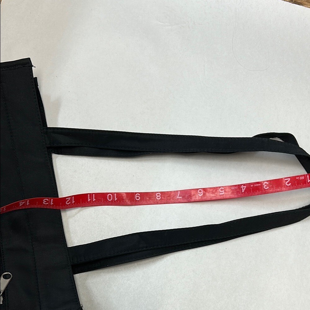 Black Tote Bag with White 'G' Logo