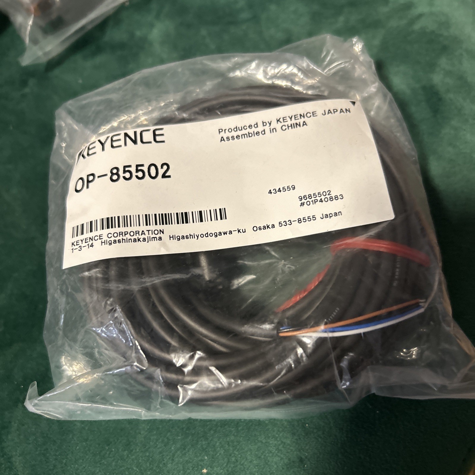 Keyence OP-85502 *NEW* 10 Meter M12 4-Pin Cable Cord Cordset Harness