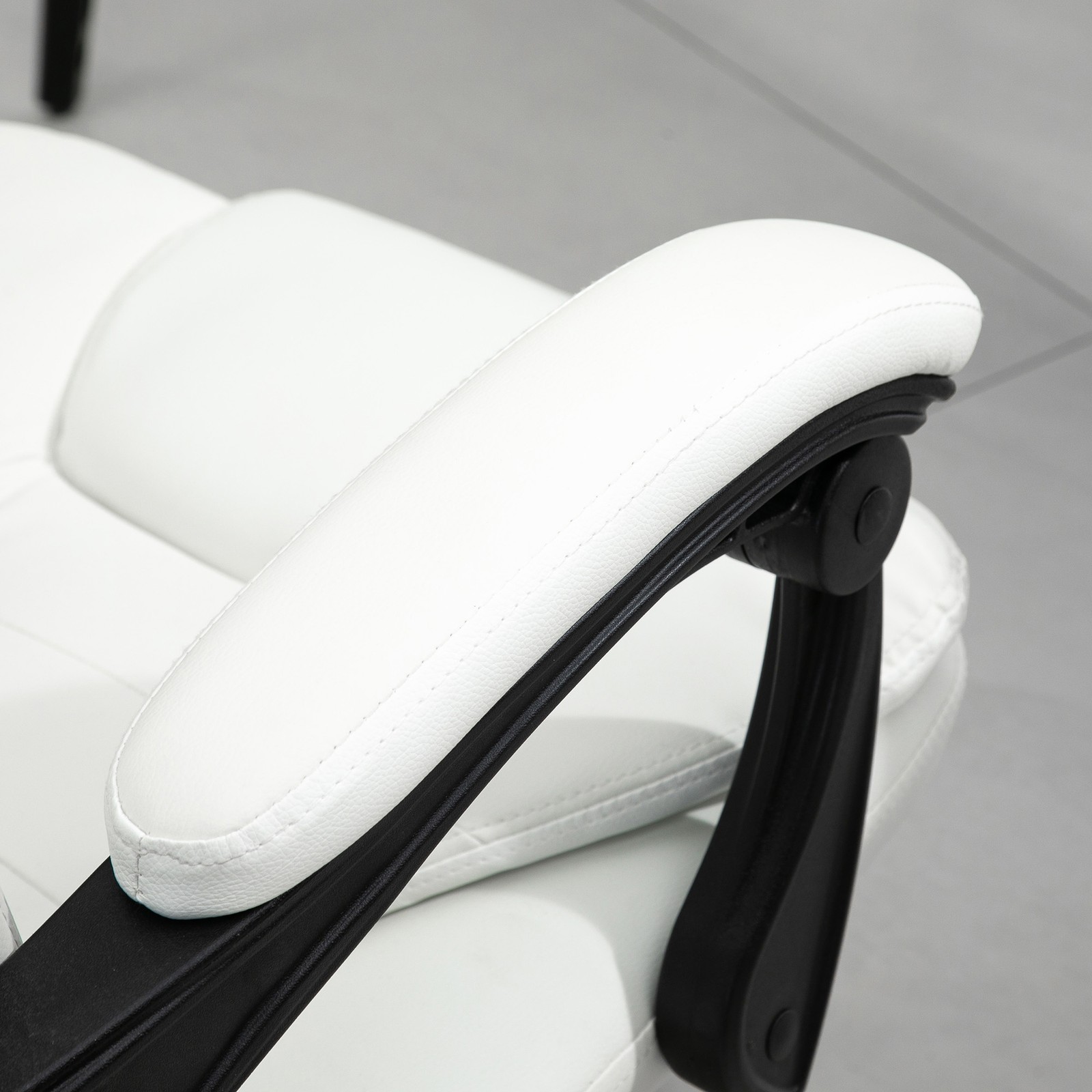 7-Point Vibrating Massage Office Chair with High Back White
