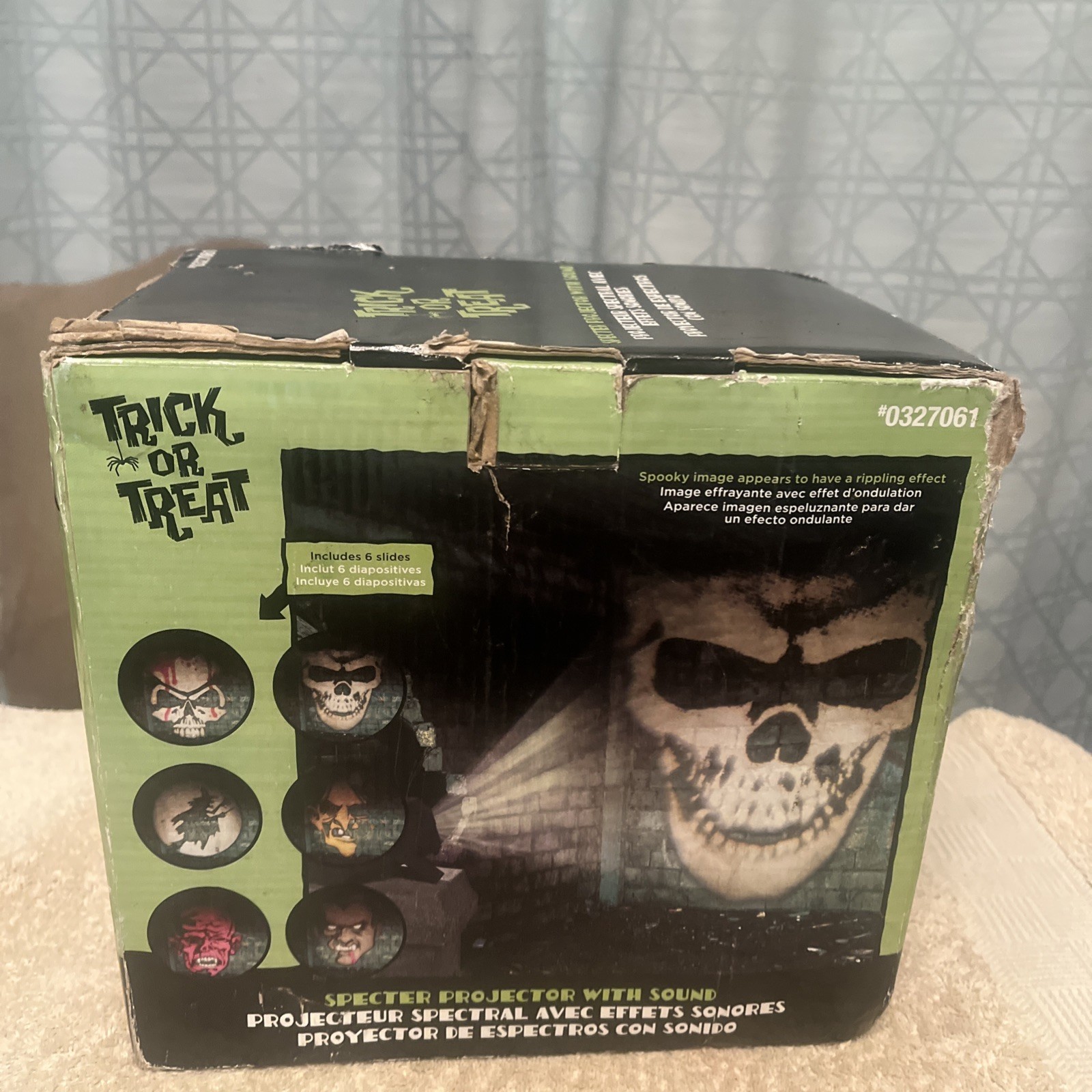 Gemmy Trick or Treat Specter Projector w/sound 6 slides retired 2011 Brand new
