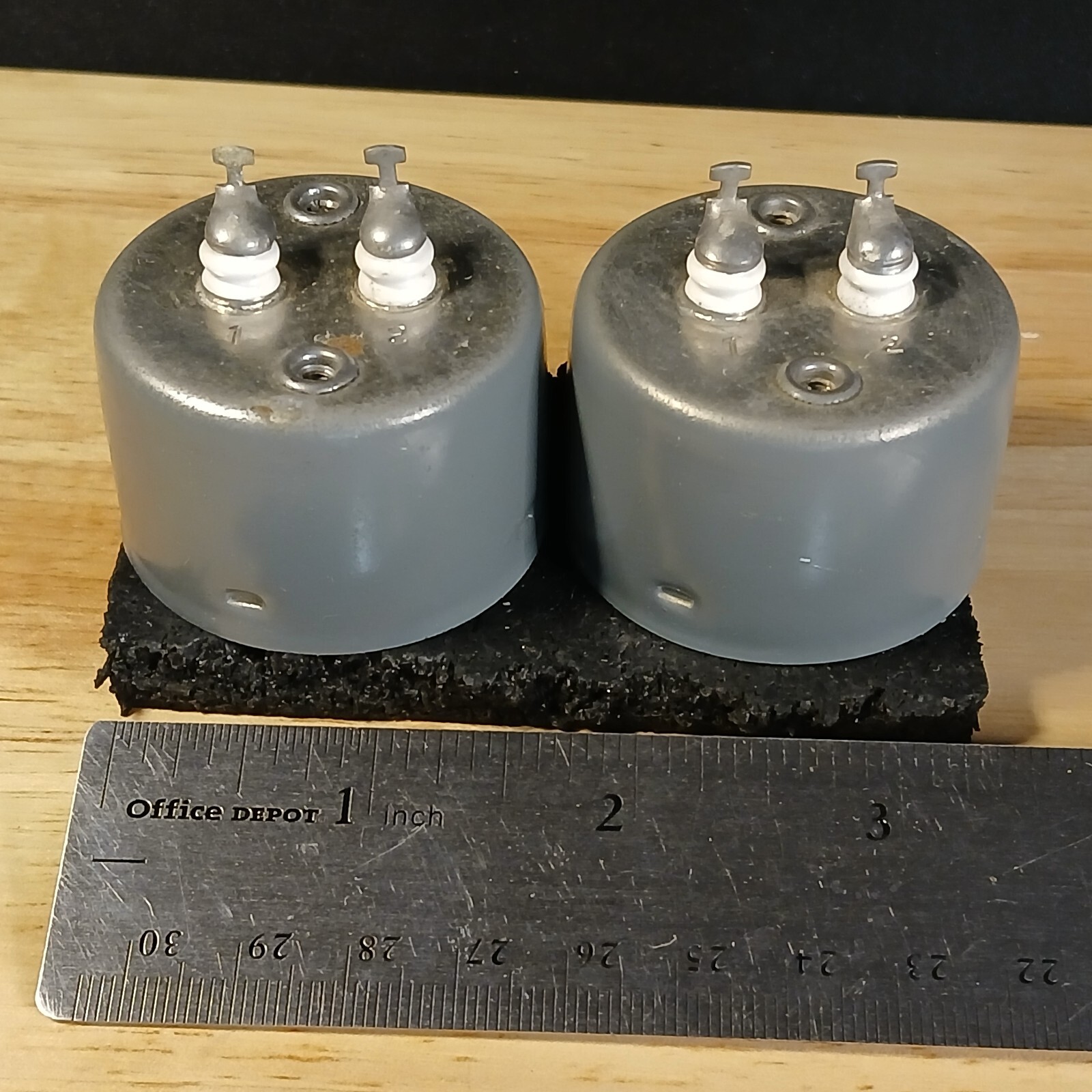 1961 NOS Pair UTC W-8015 Filter Transformers 1.5" Round 73A2-1 TF4SX20YY 5 ohm