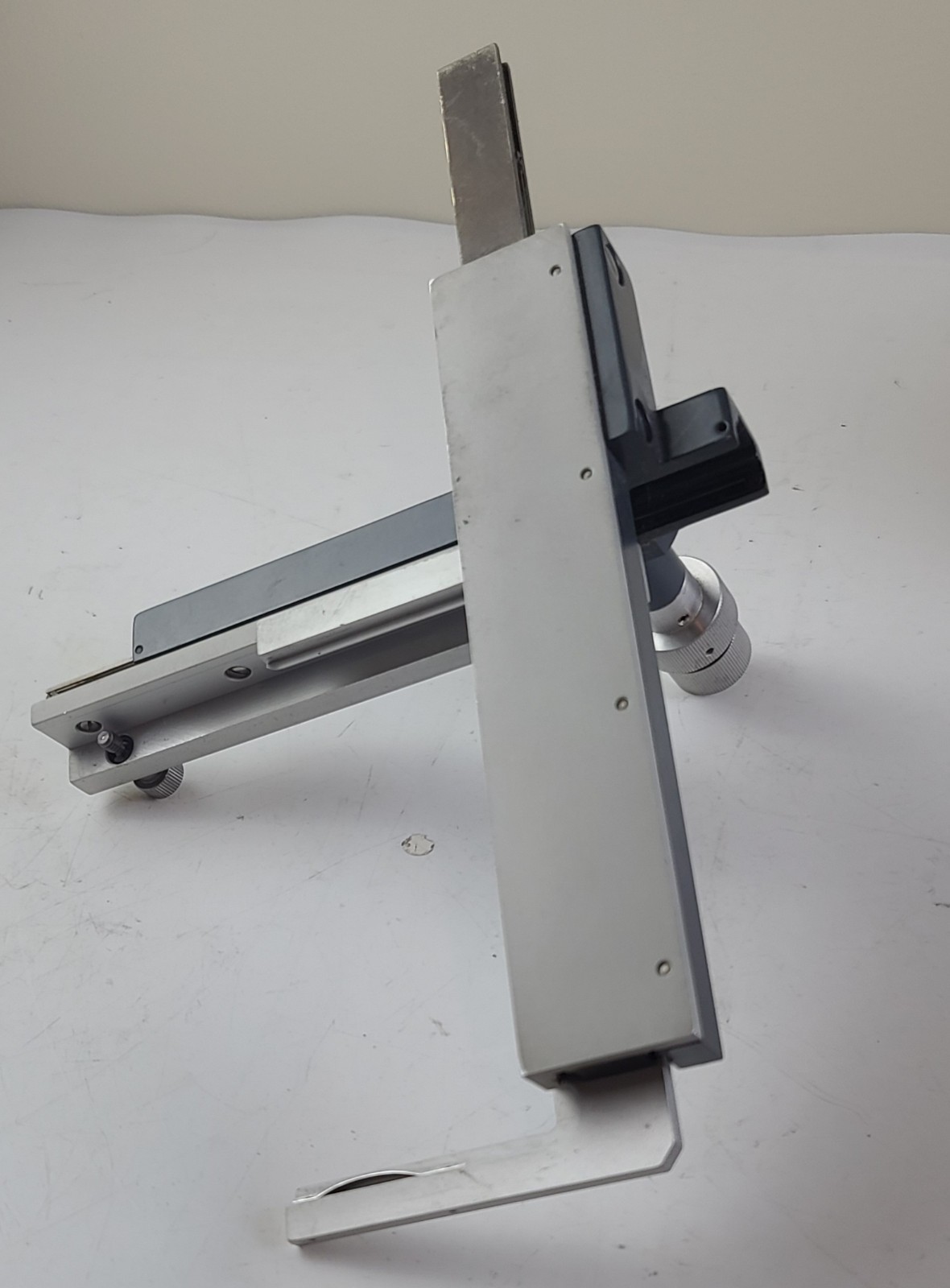 American Optical Mechanical Stage Clip