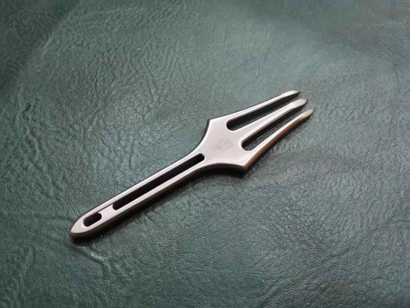 TC4 Titanium Multifunction Crowbar Harpoon Fork Outdoor Camping Tool EDC Tools