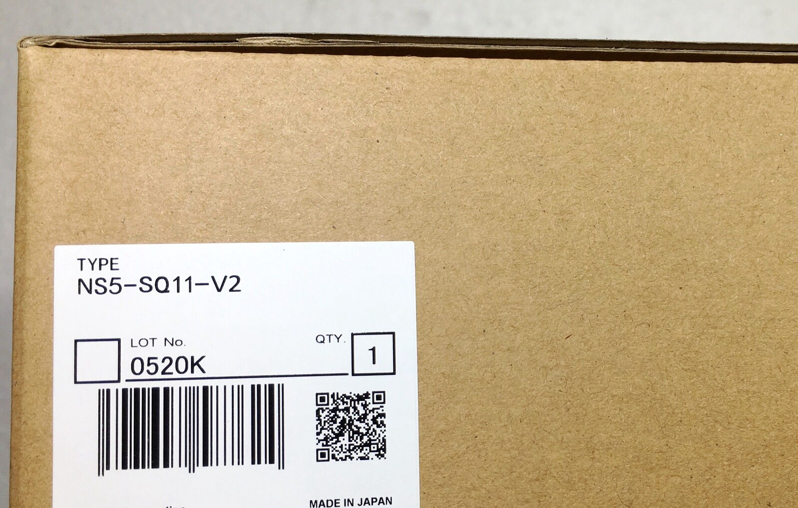 NEW Omron NS5-SQ11-V​2 fedex or DHL