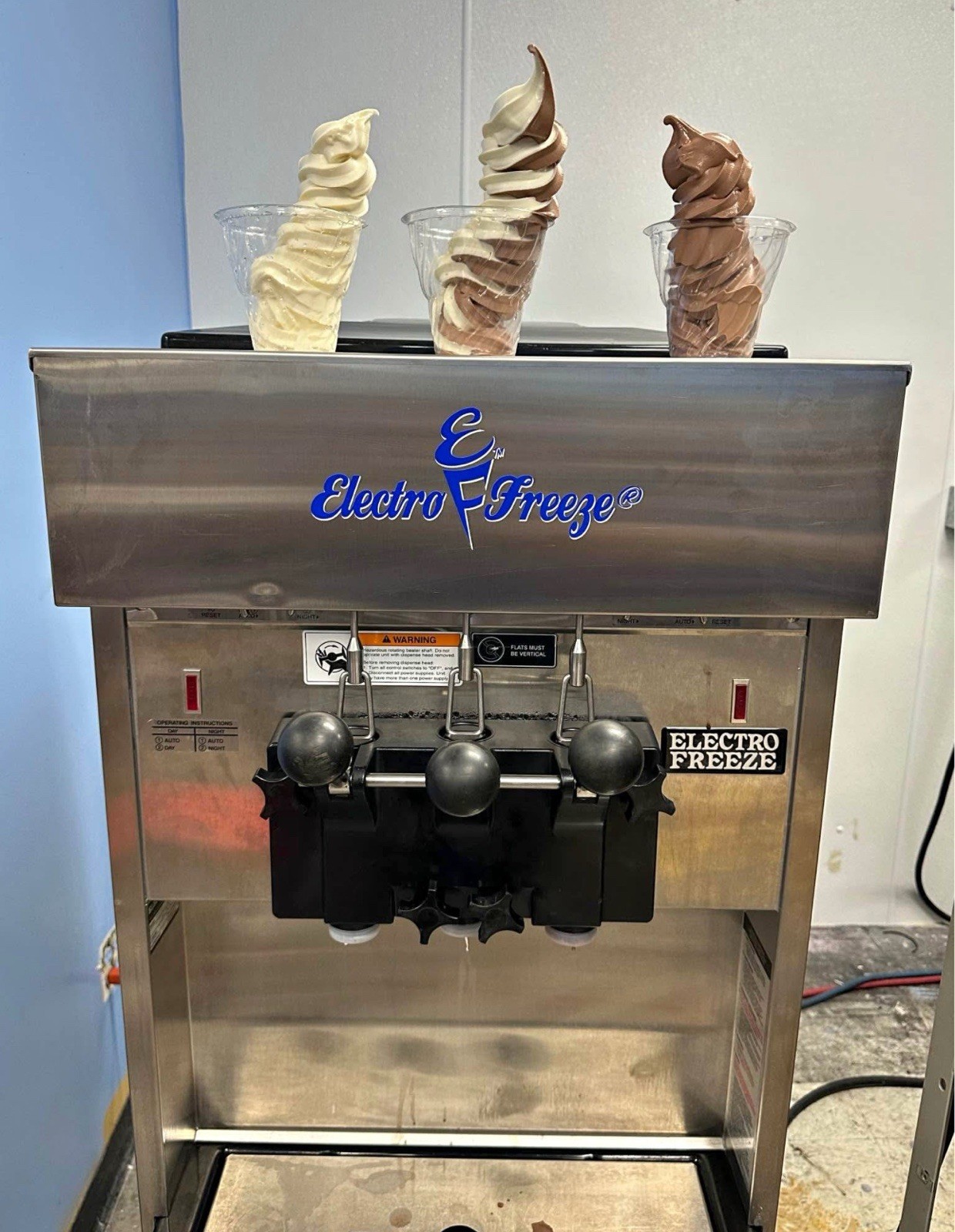 ElectroFreeze SL500 Soft Serve Ice Cream Machine 3ph Water Cooled