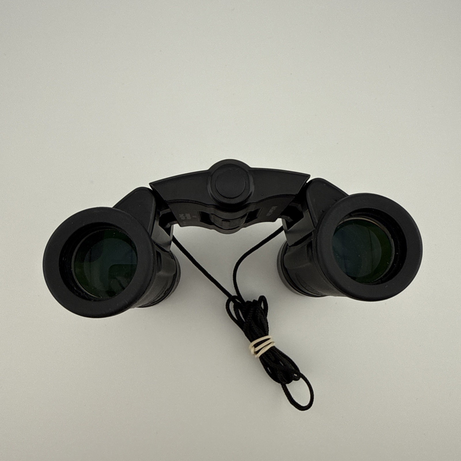 Celestron Upclose G2 8x Magnification 8×21mm Water Resistant Hiking Binoculars