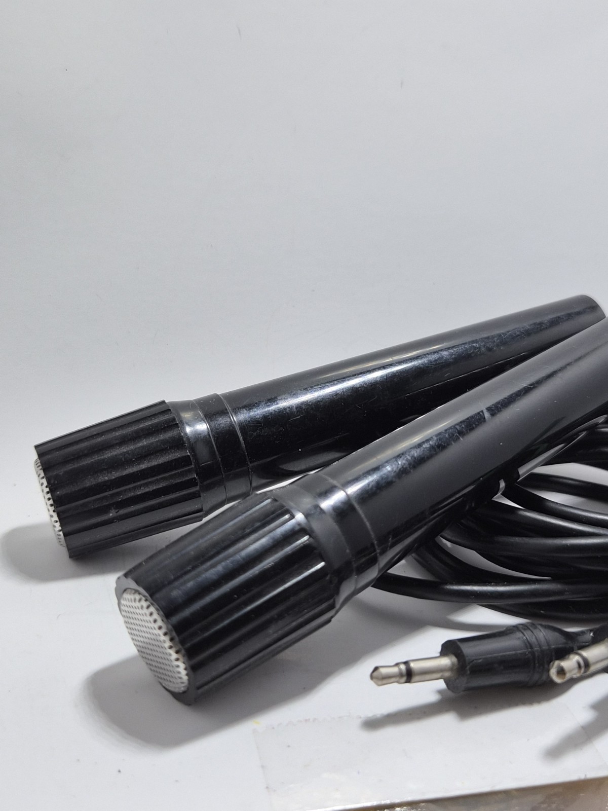 2 Microphones Unbranded