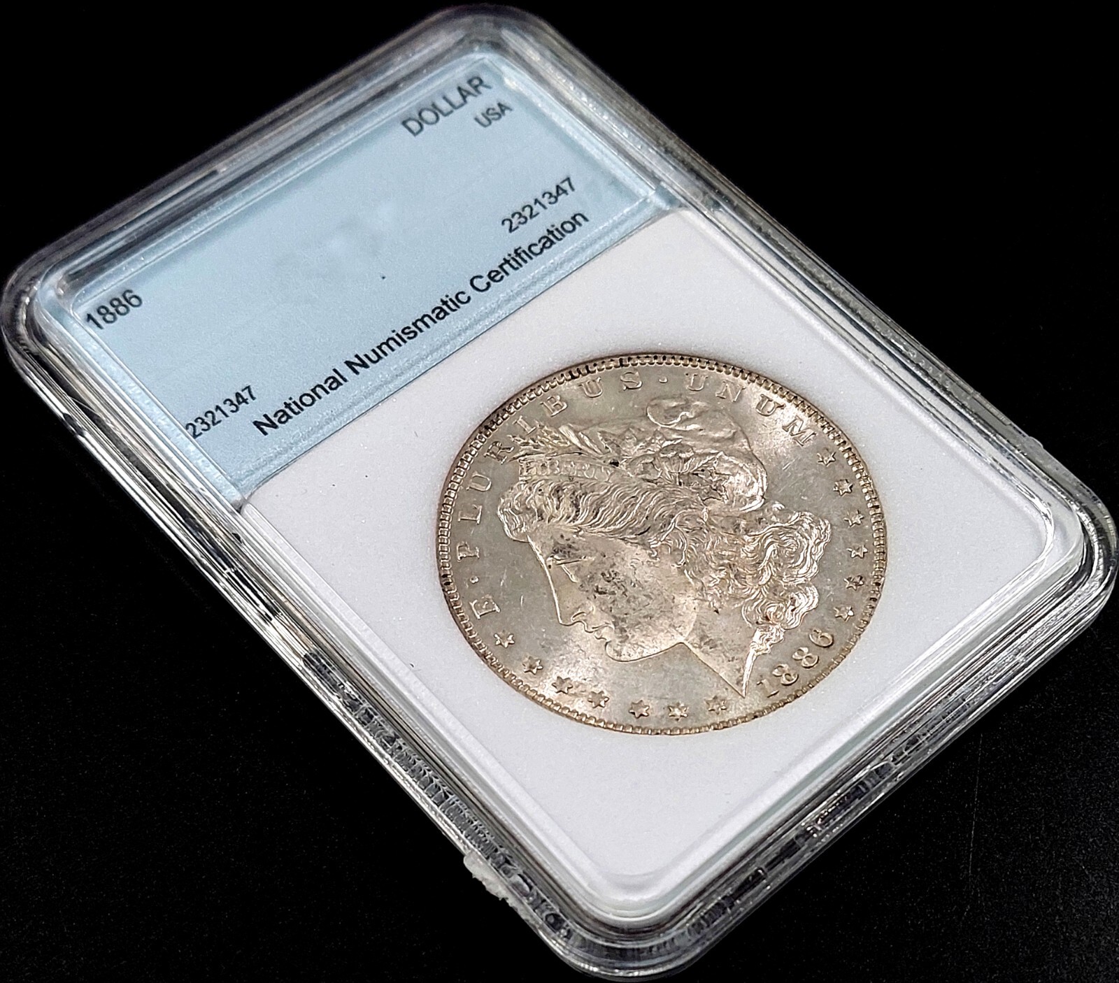 1886 Morgan Dollar! Very sharp details! Uncirculated condition!