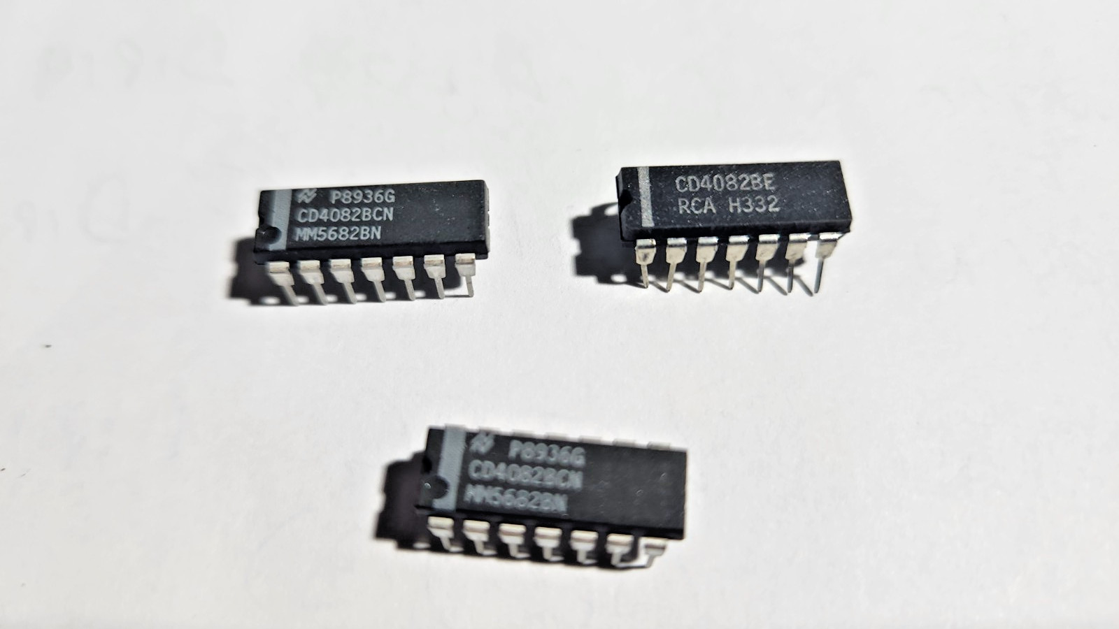 NATIONAL IC CD4082BCN DIP-14 (SET OF 3) IC USED IN VARIOUS APPLICATIONS