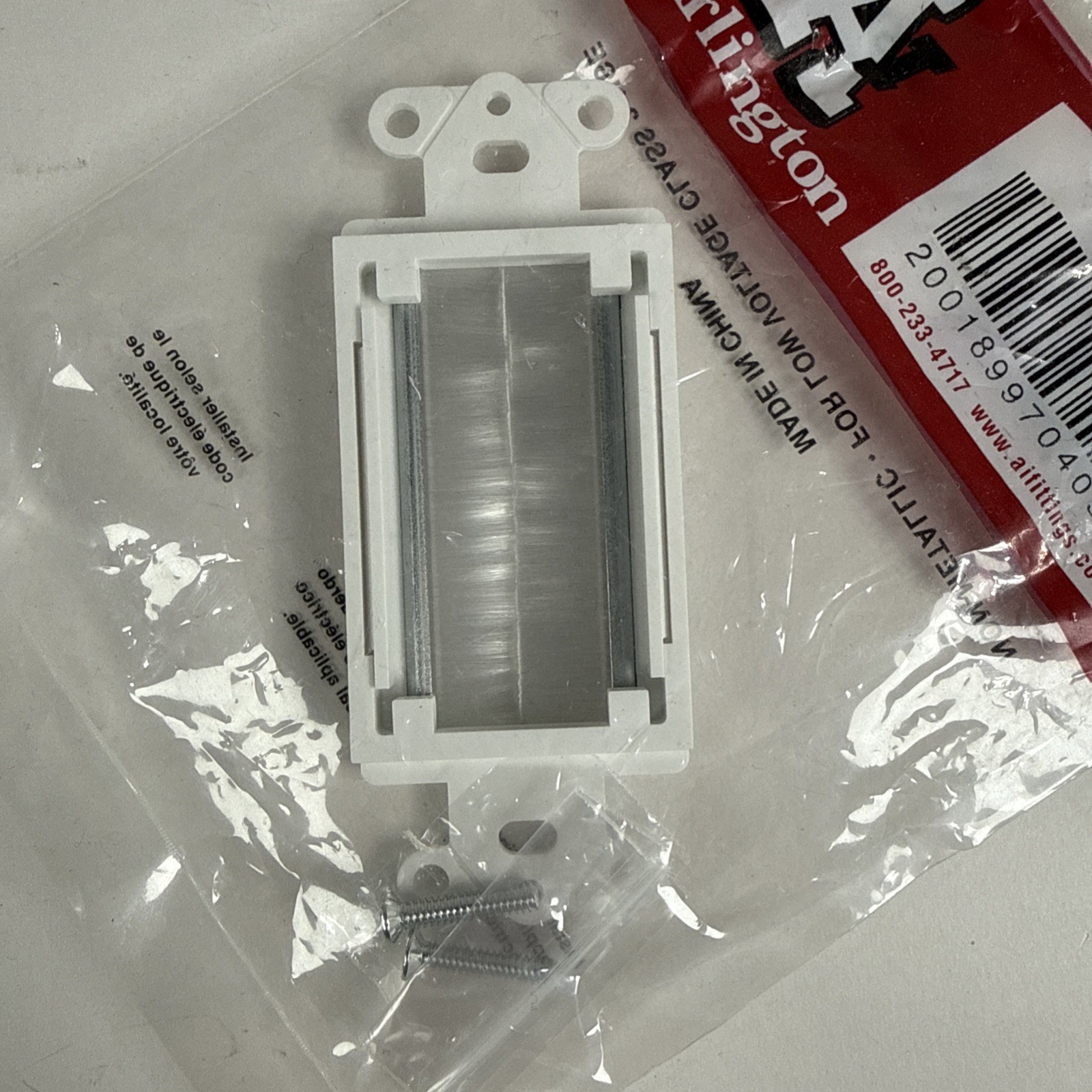 Arlington™ CED135 Cable Entry Device with Brush-Style Opening (B2)