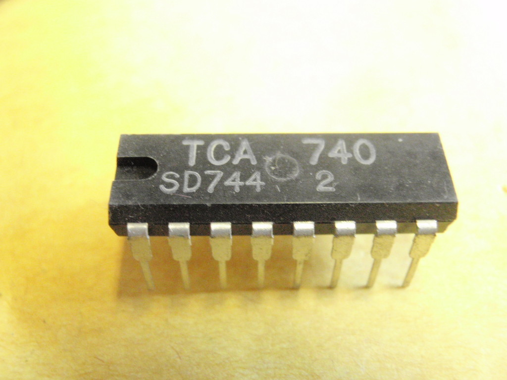 2x IC MODULE TCA740 no China copies, only top brand manufacturer 19924-168