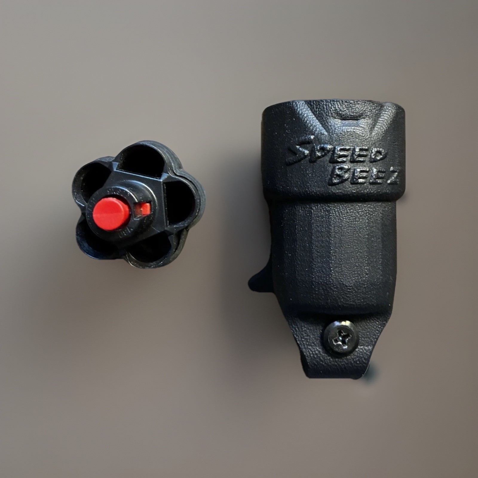CV 5 Shot Speed Loader & a Speed Beez Size 1  Speed Loader Carry Pouch