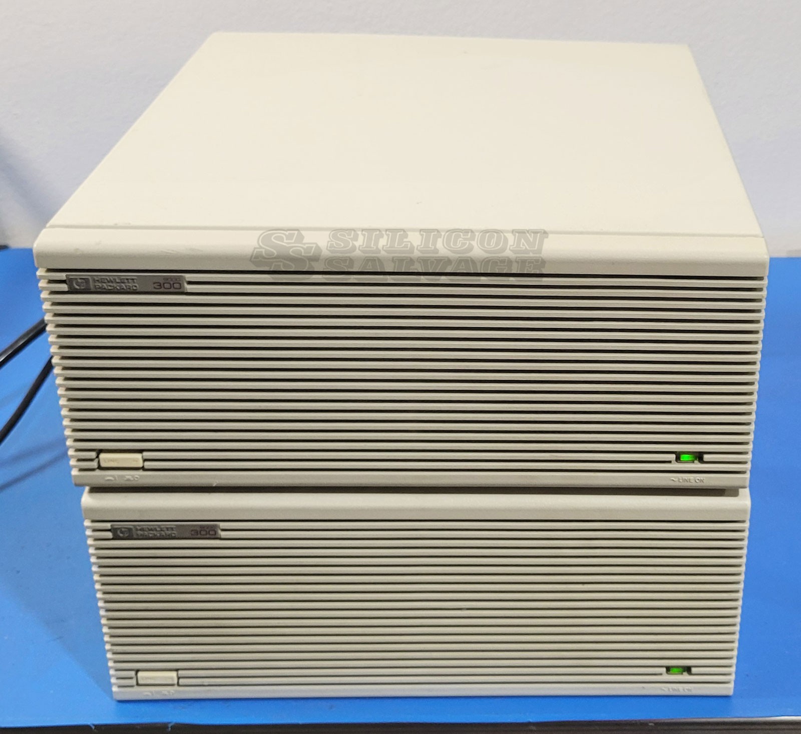 Hewlett Packard HP 9000/300 Vintage Workstation Computer 98624A 98546A