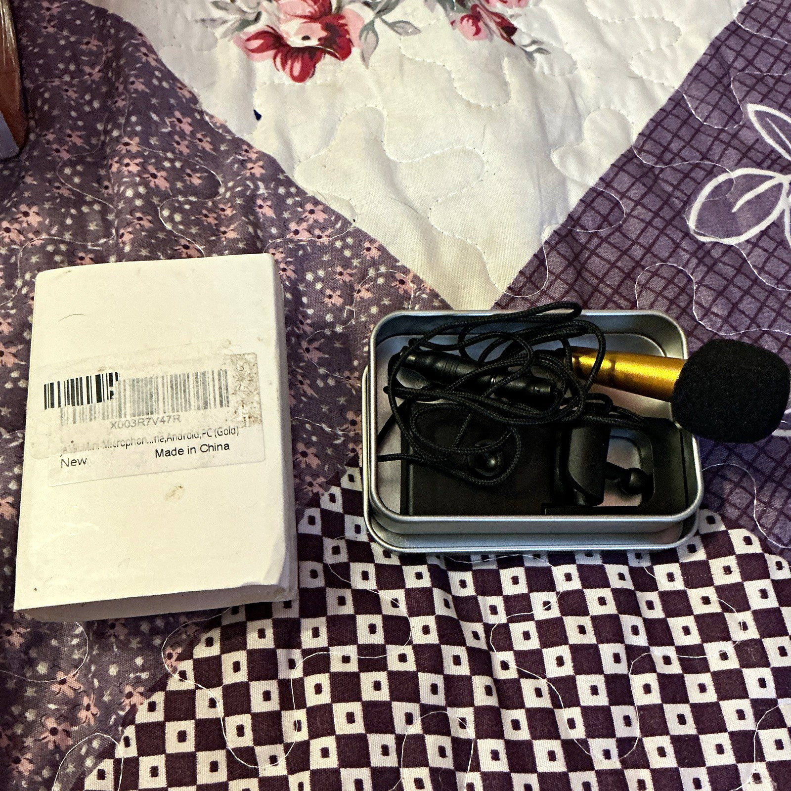Gold/Black Wired Handheld Microphone for Android PC w/ On/Off, Clip, Case