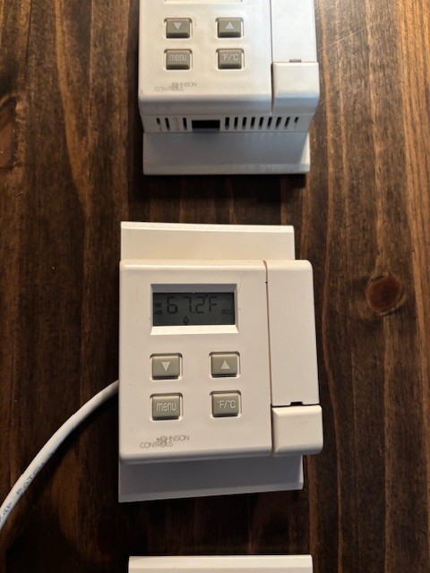 Johnson Controls AP-TMZ1600 Net Stat LCD Room Display Temperature Sensor
