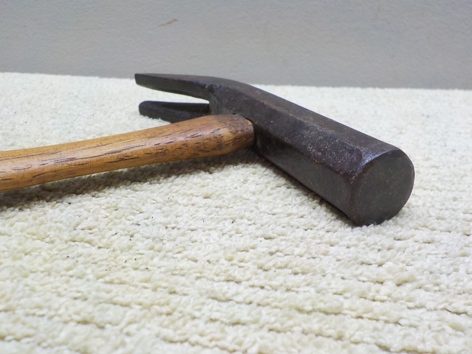Vintage Cobbler's Tack Hammer Curved "Duck-Bill" 11 1/4"