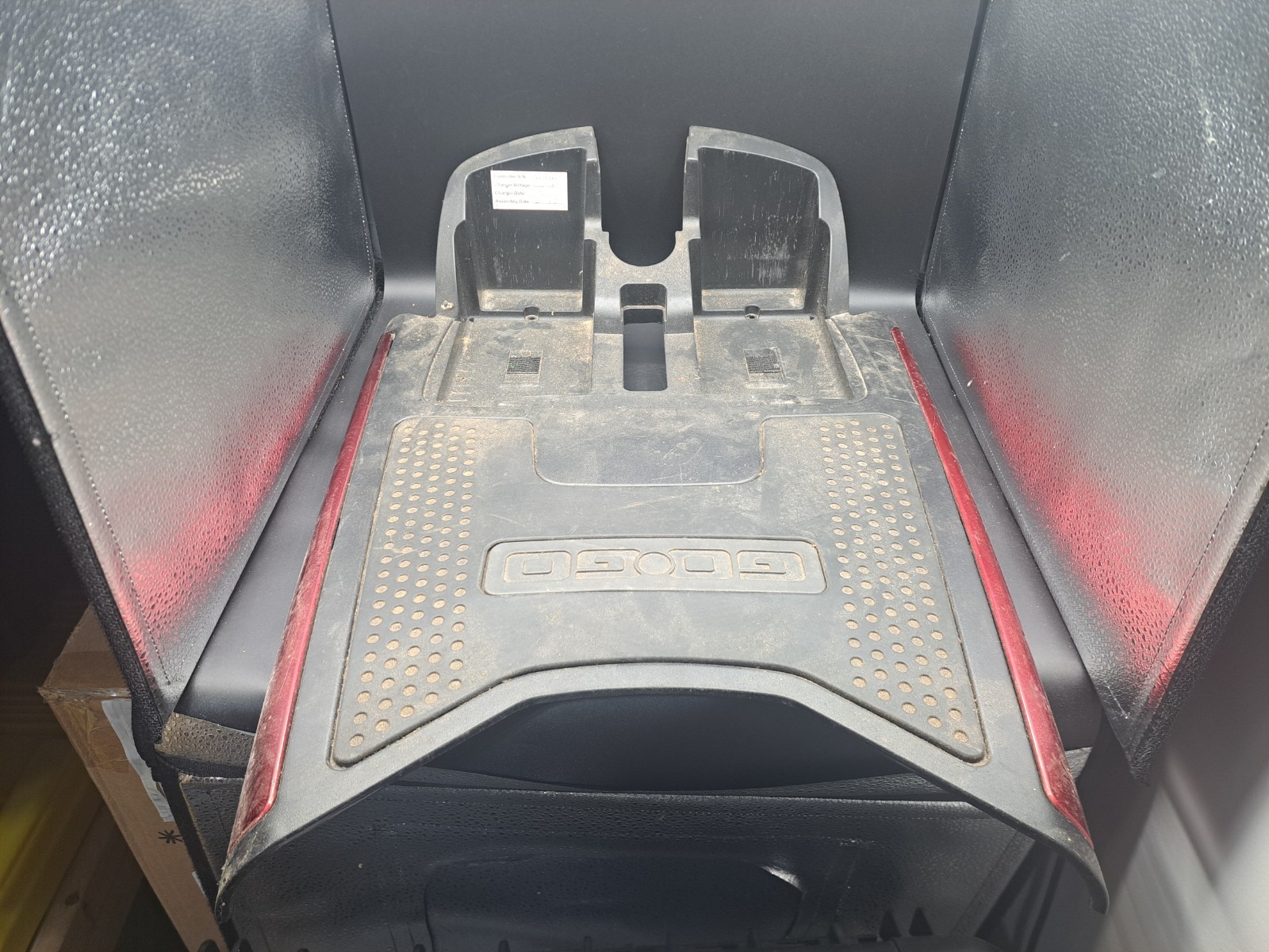 GoGo Elite Traveller Plus: 3 Wheel- Foot Cover Body Panel