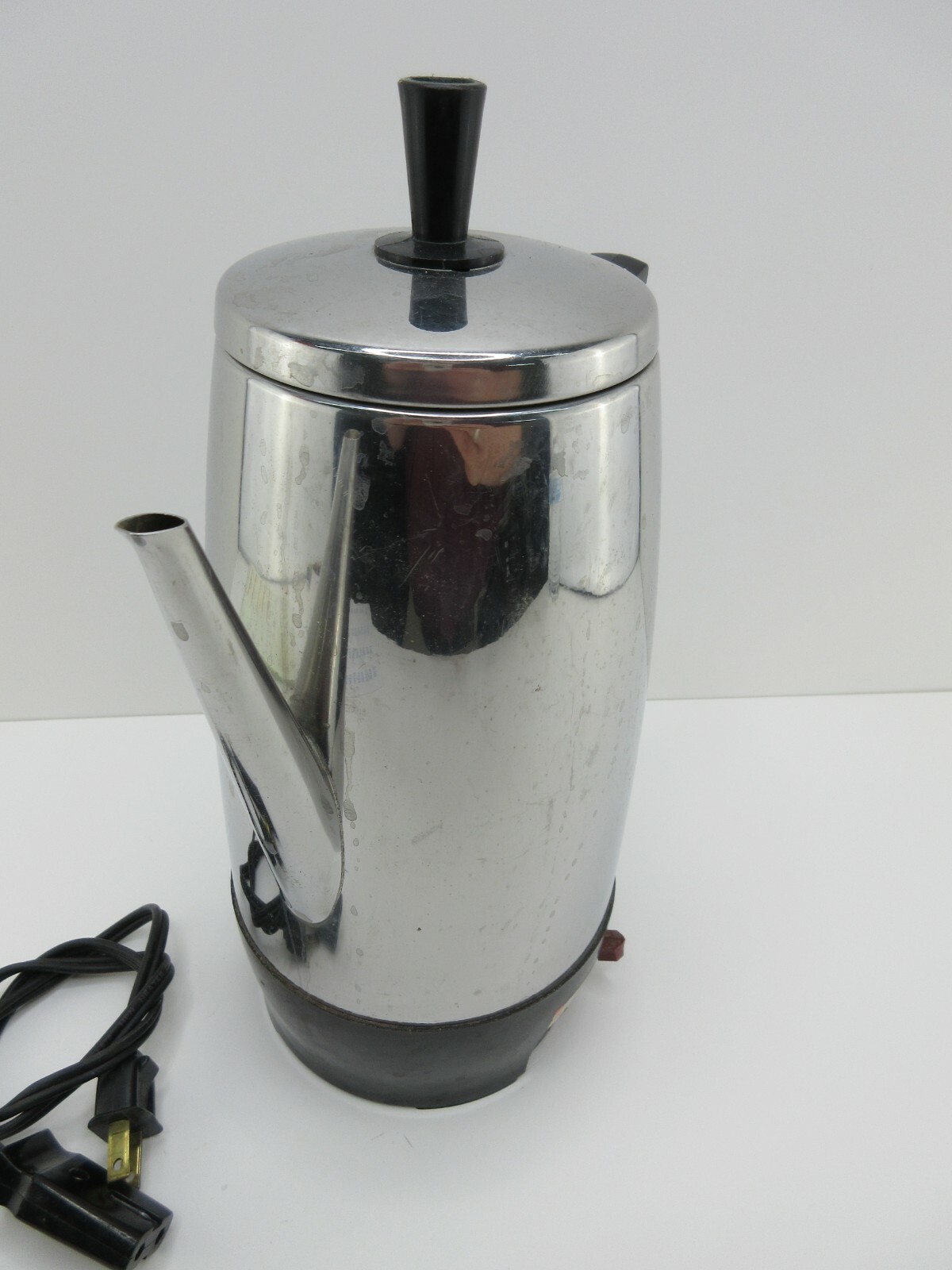 Vintage Western Auto Wizard 12 Cup Automatic Coffee Pot Percolator Chrome