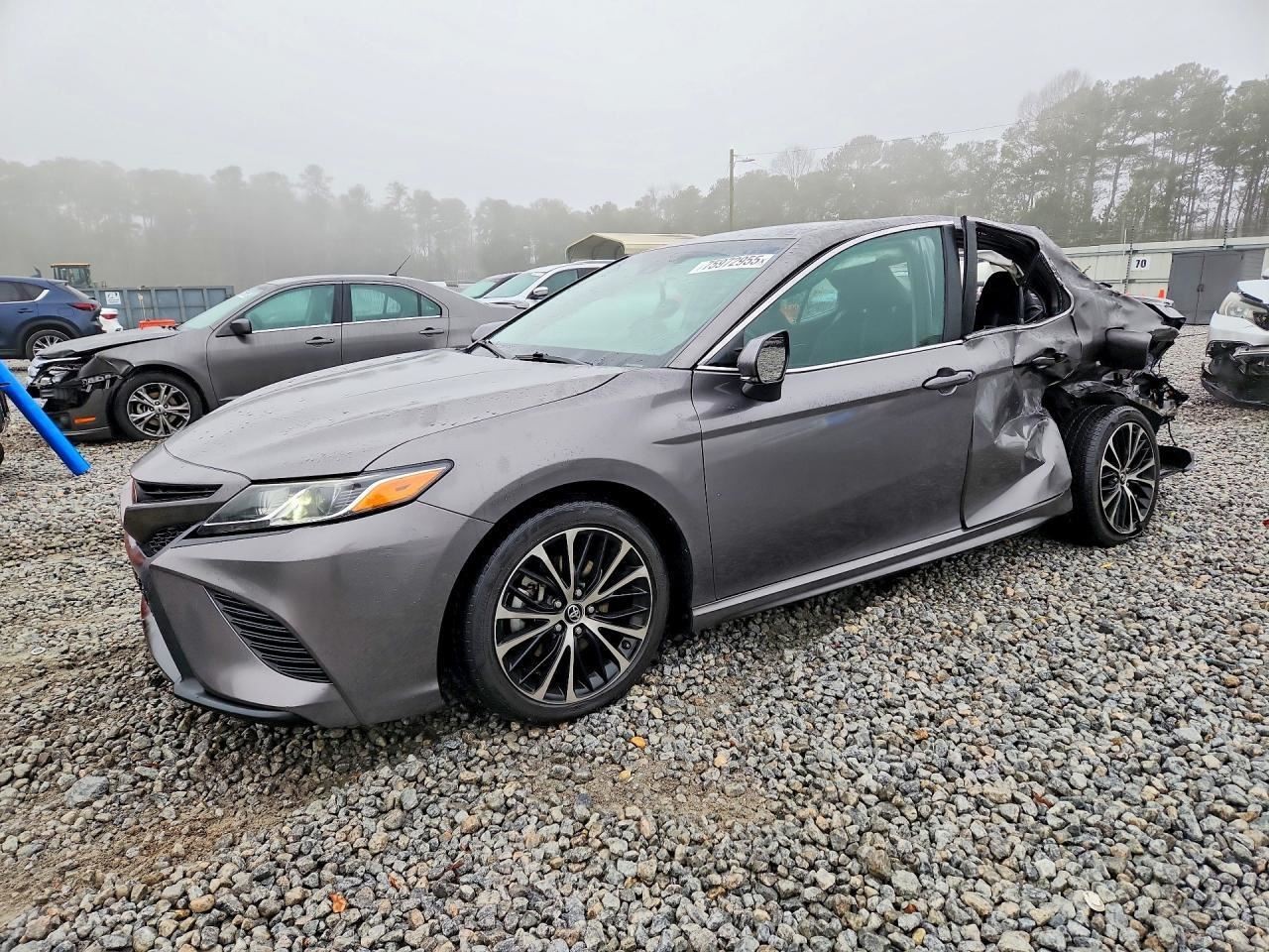 CAMRY     2018 Glove Box 5017419