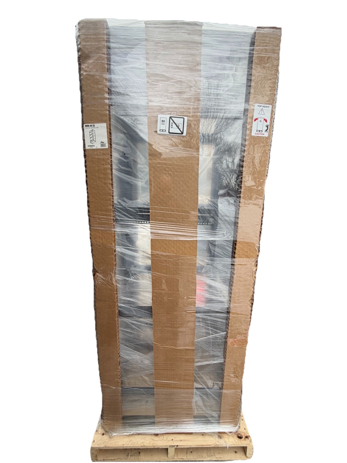 Middle Atlantic WRK-44-32 44U Multibay Equipment Rack Enclosure – New Palletized