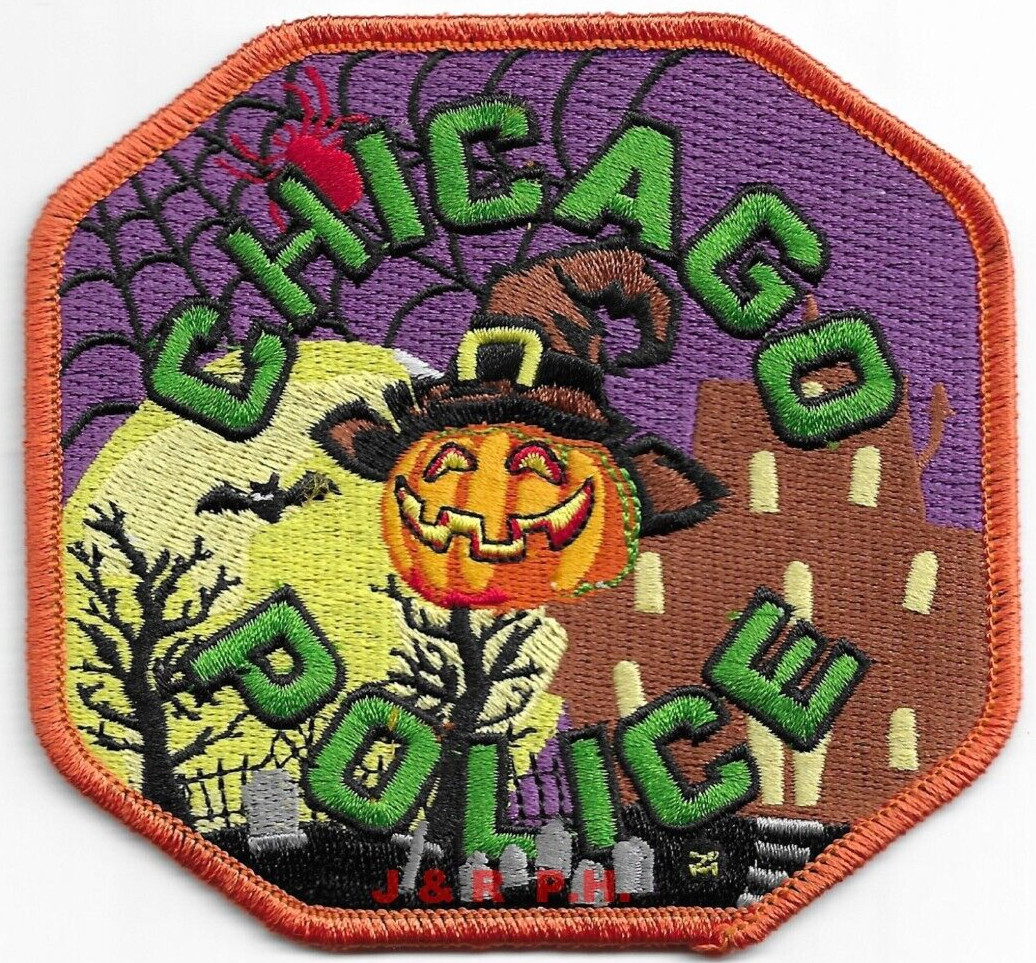 *NEW*  Chicago  "HALLOWEEN", Illinois (4.25" x 4") shoulder police patch (fire)