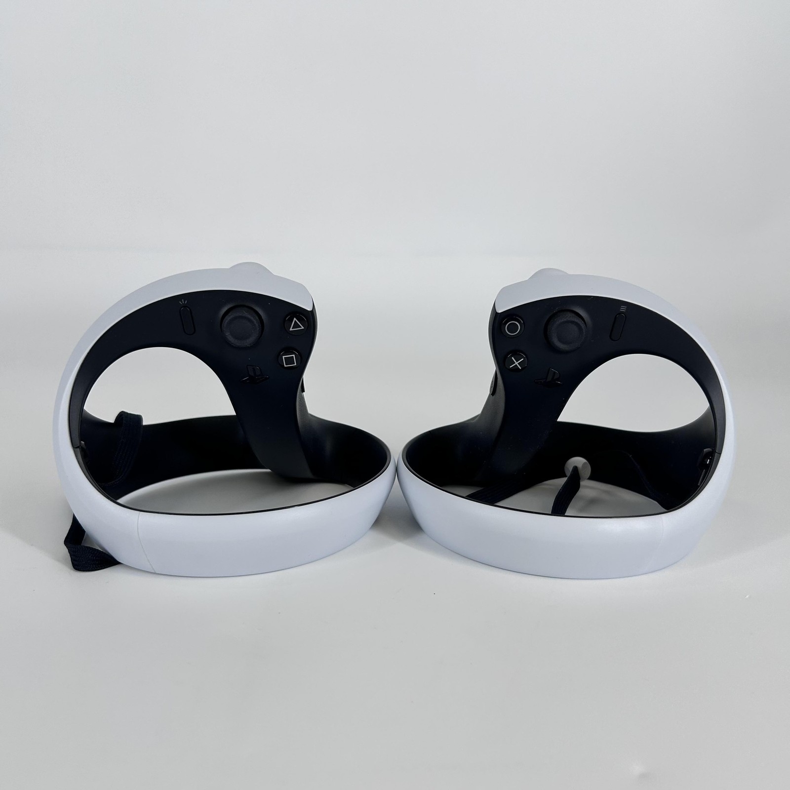 Sony Playstation VR 2 VR Headset w/ Headphones - Right Controller Non-Functional