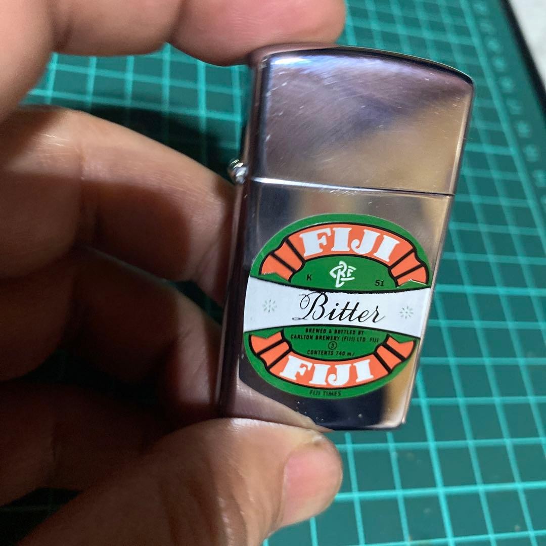 Zippo Vintage Slim FIJI Bitter