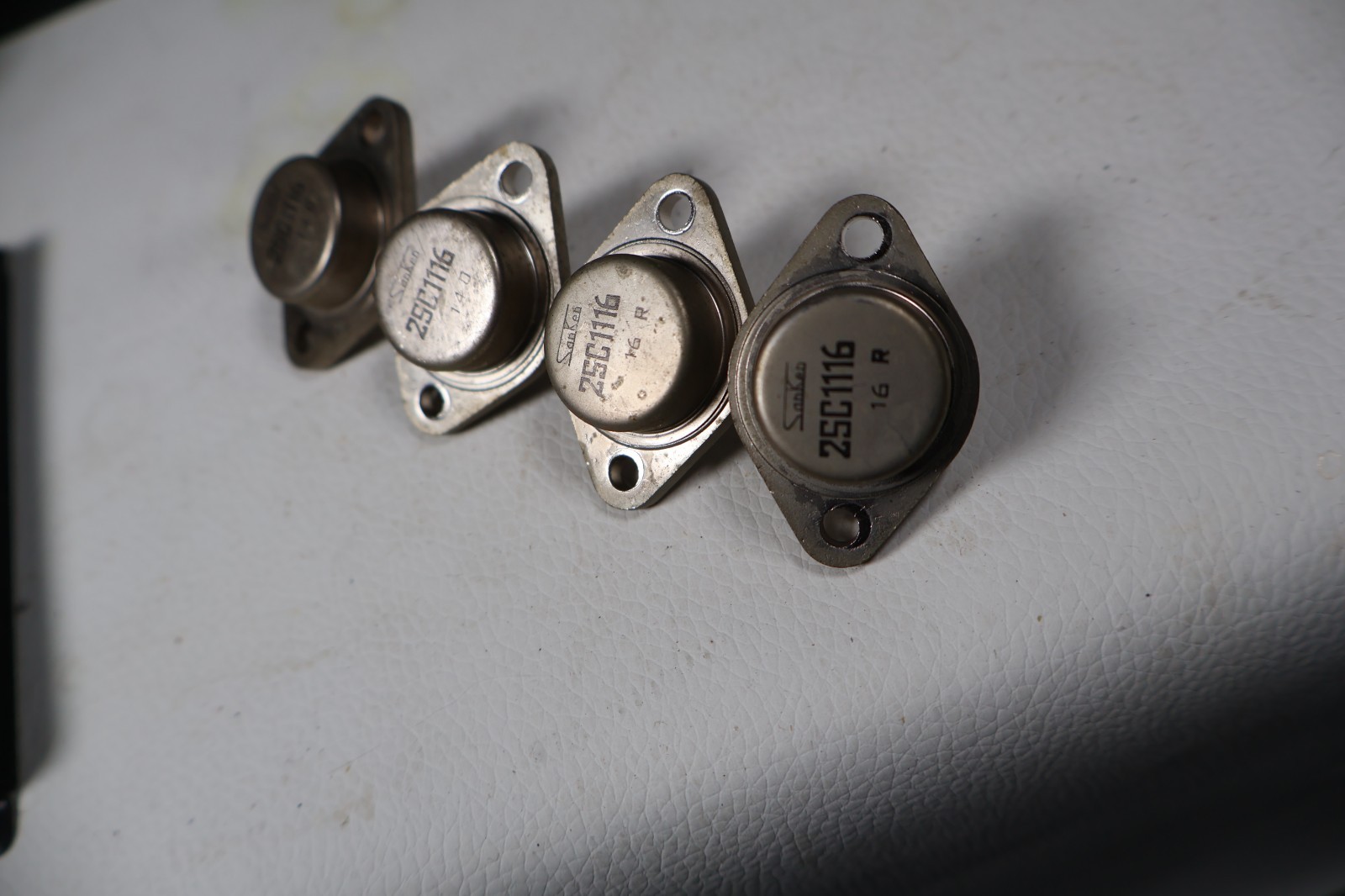 Sansui 7000 Output Transistors 2SC1116. Tested Good