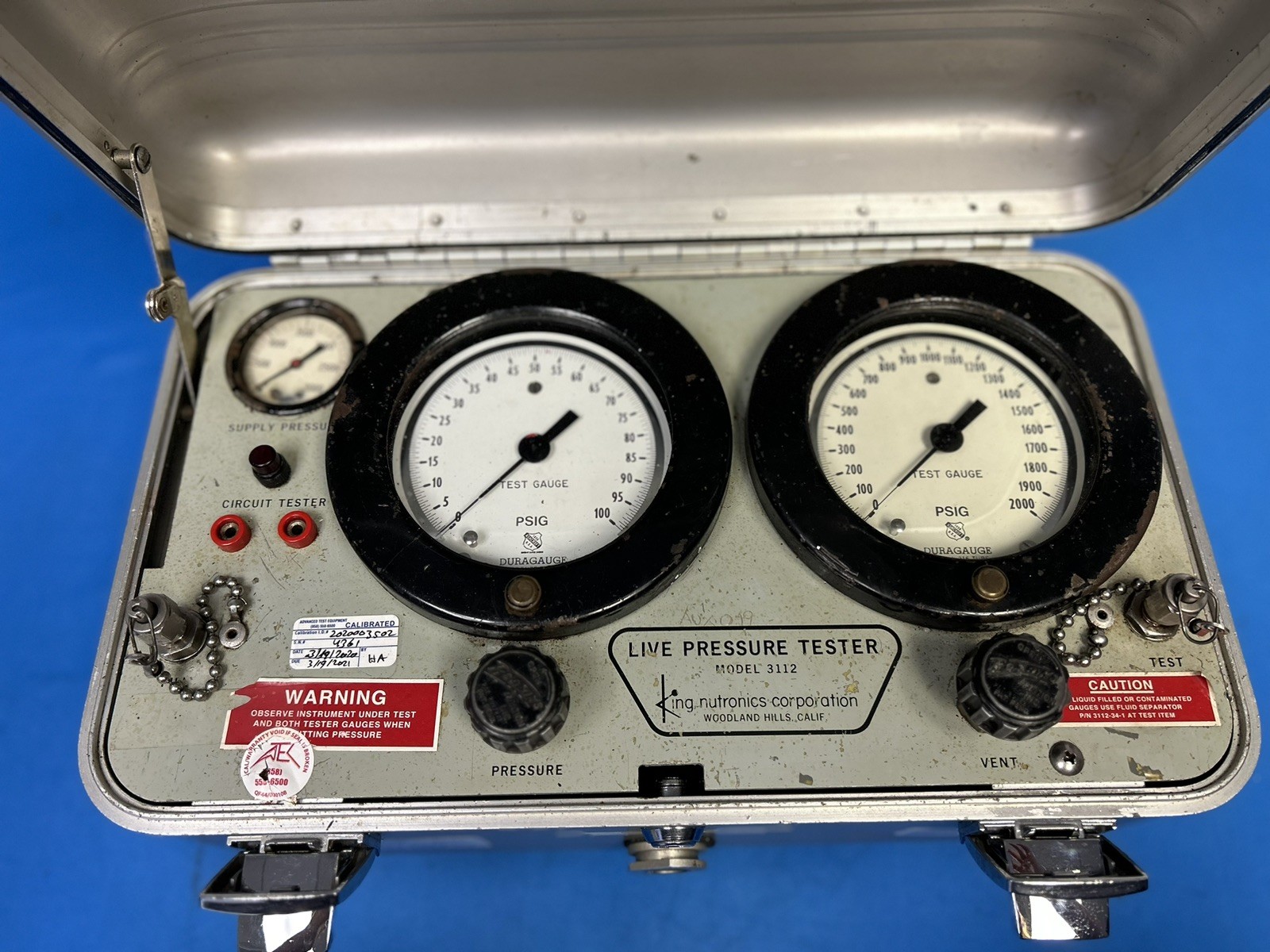 King Nutronics 3112 | 0-100/2000 psi Pressure Calibrator w/Nitrogen Source