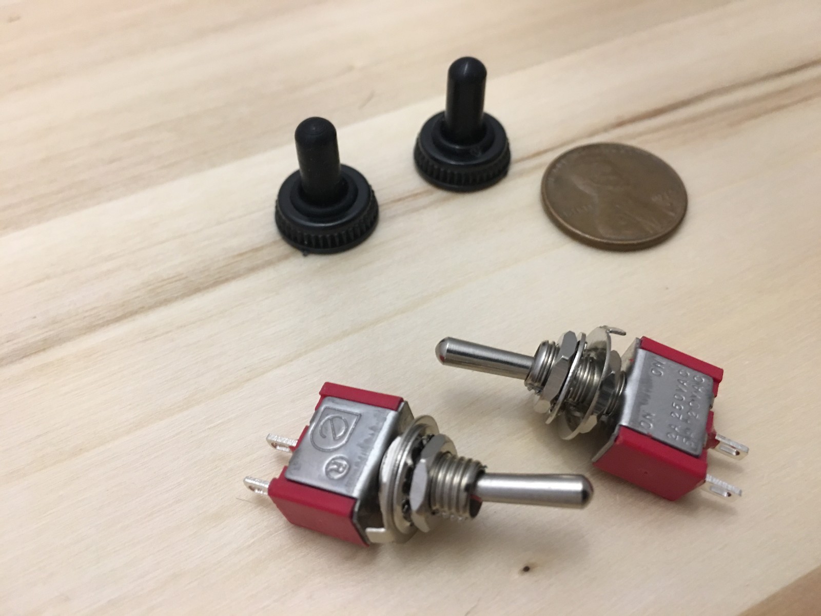 2 Pieces RED Waterproof 5A ON-OFF Toggle Switch SPST 6mm 1/4 125v 12v on off C17