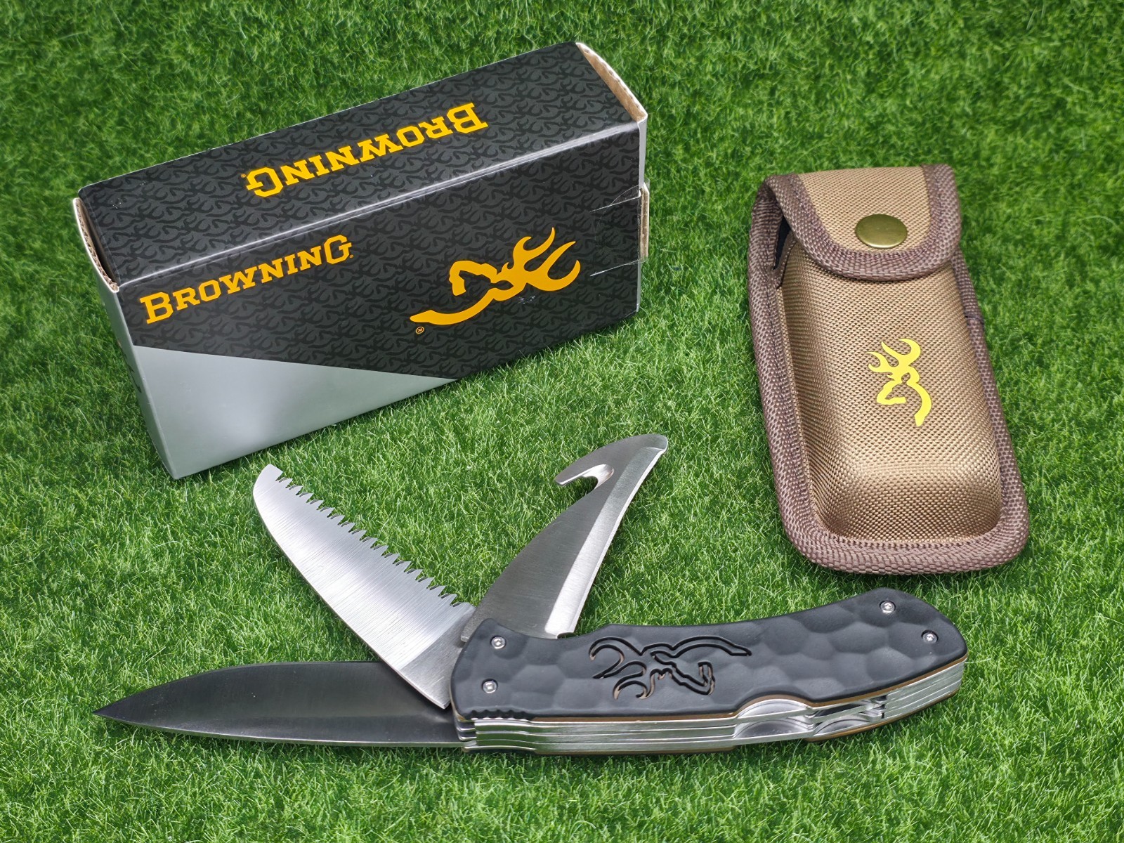 Browning Primal Kodiak 3.75" 3-Blade Knife, Drop Point/Bonesaw/Guthook #3220430B