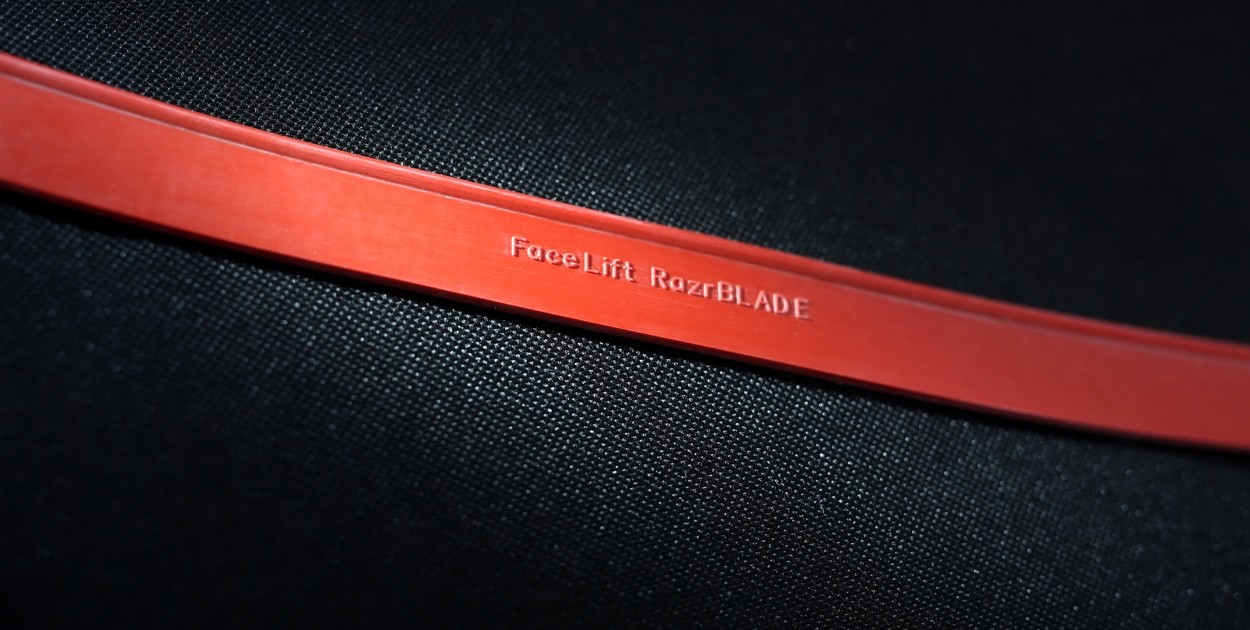 FaceLift® RazrBLADE RED Squeegee Rubber Window Cleaning Traditional