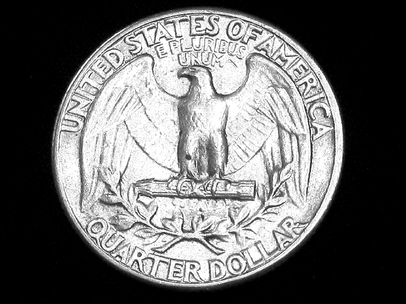 1945 Washington Quarter --- Almost Uncirculated +++