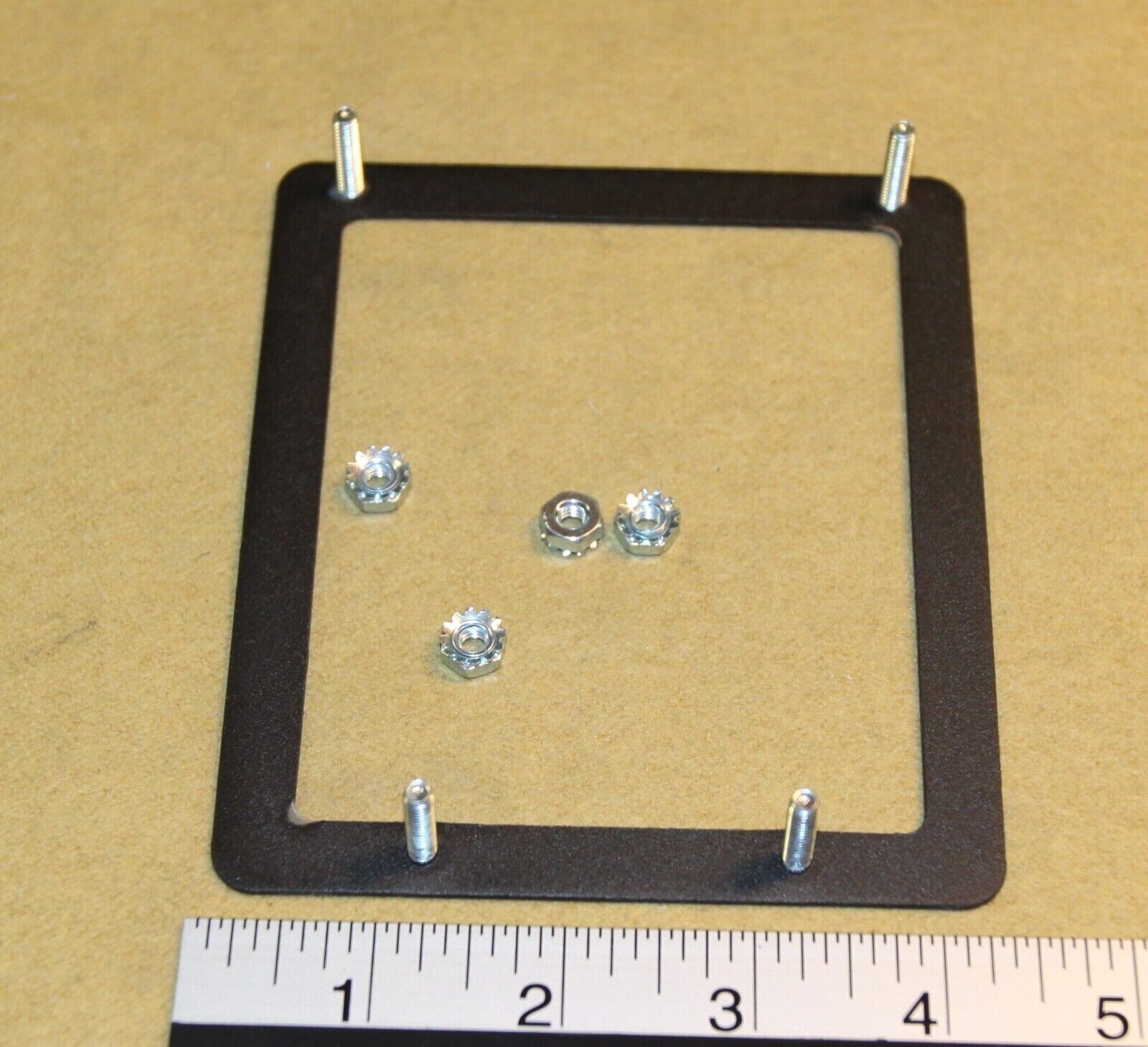 Bill acceptor validator mounting bracket - New