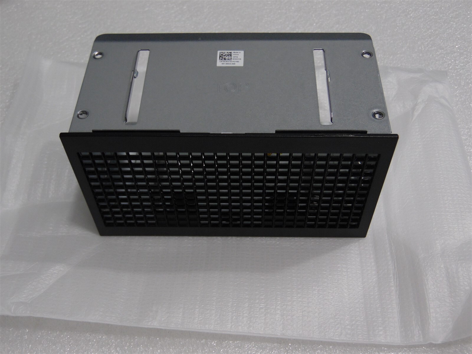 DELL EMC POWEREDGE R750 24 BAY SERVER 8 NVME BLANK COVER CWX1G
