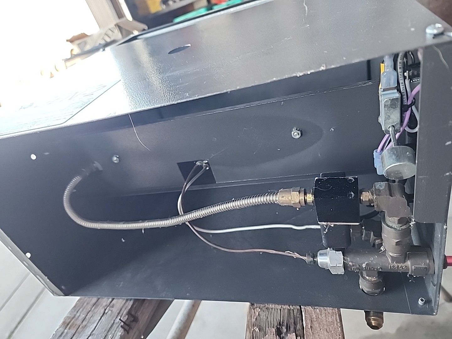 Cap Co Generator (GEN-2E) With Hose. Custom Automated Products