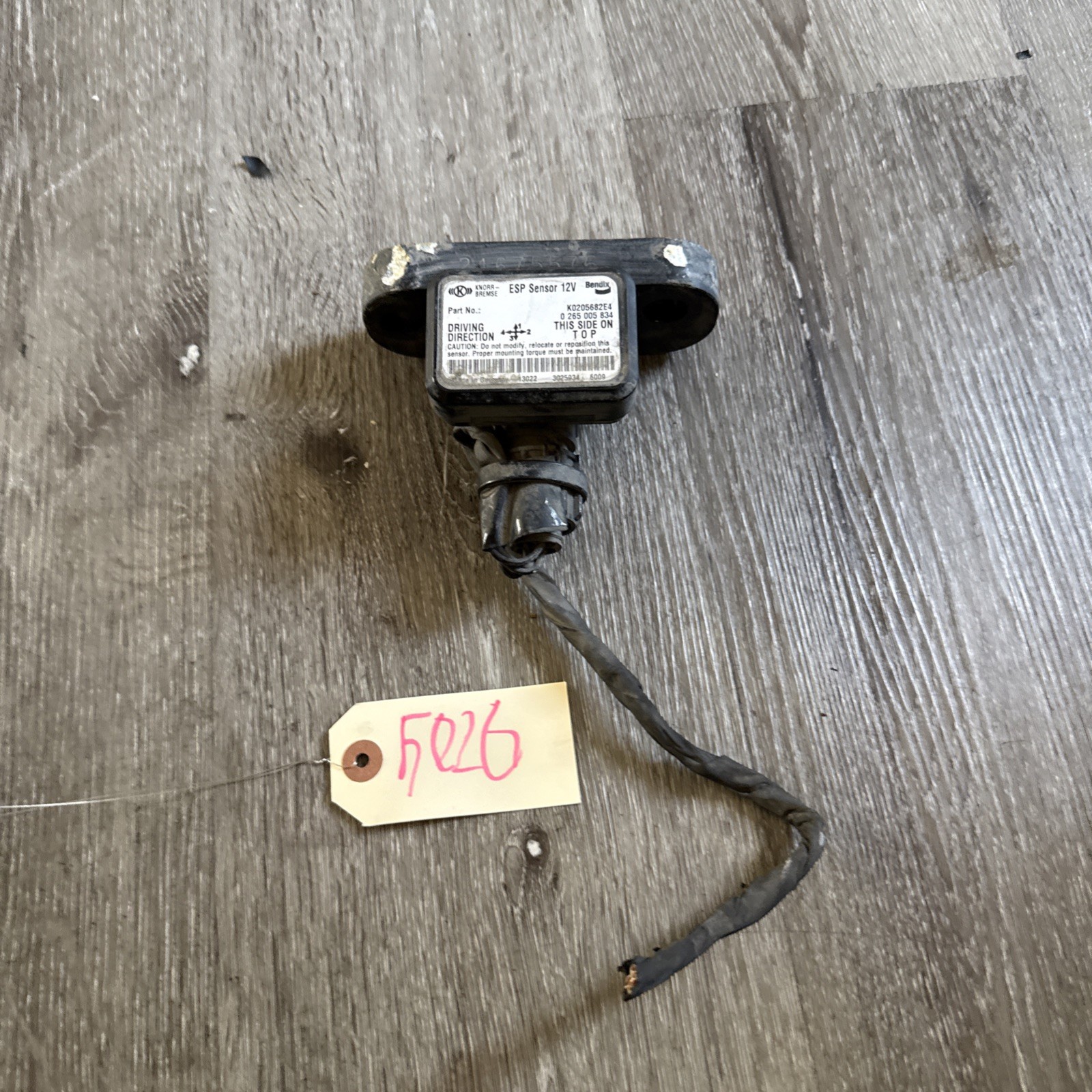 BENDIX KNORR-BREMSE ESP SENSOR 12V K0205682E4
