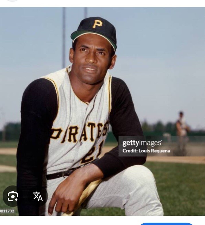 L@@K PUERTO RICO LOT 4 PIECES LOTTERY CLEMENTE  1975 SCARSE