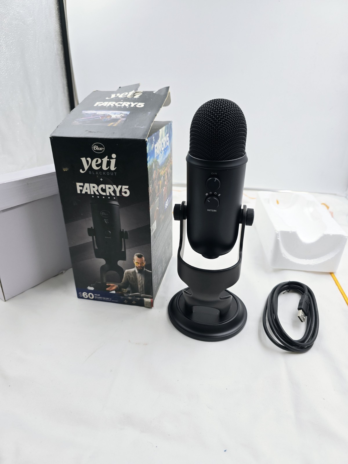 Blue Yeti Blackout Far Cry 5 Microphone