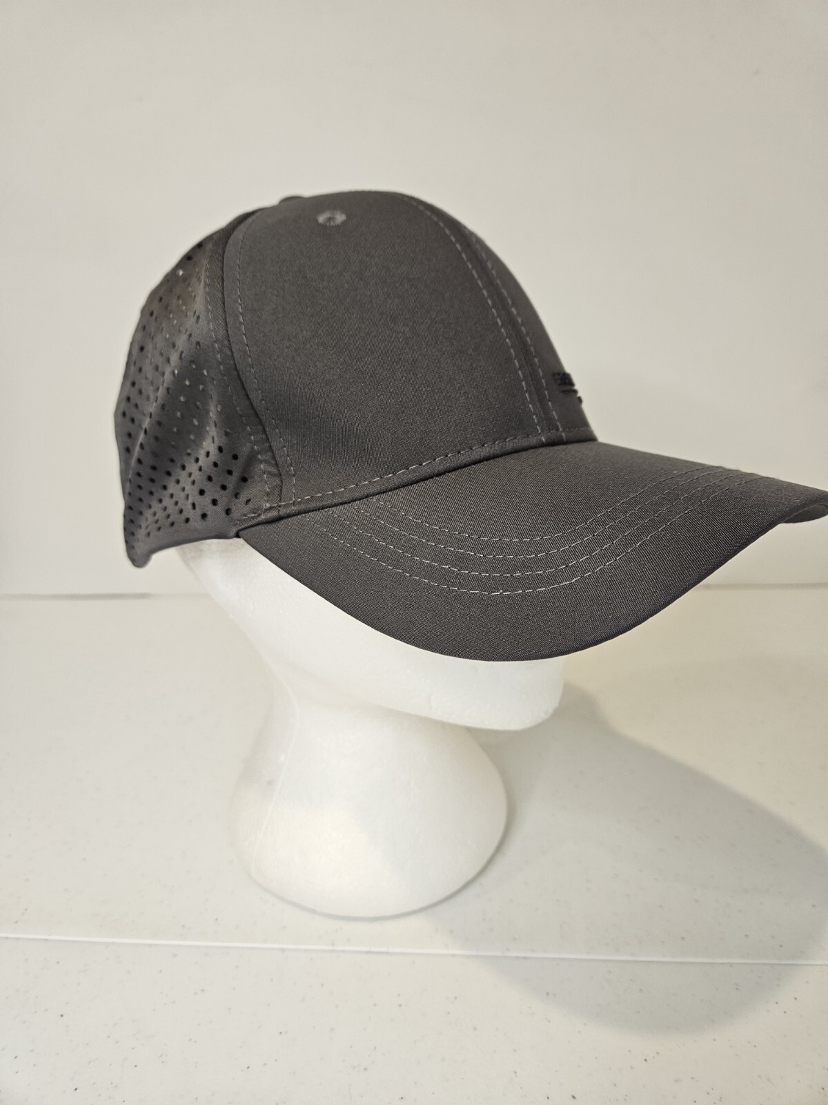 New RORIE WHELAN Golf Logo Grey Performance Breathable Snapback Men's Cap Hat