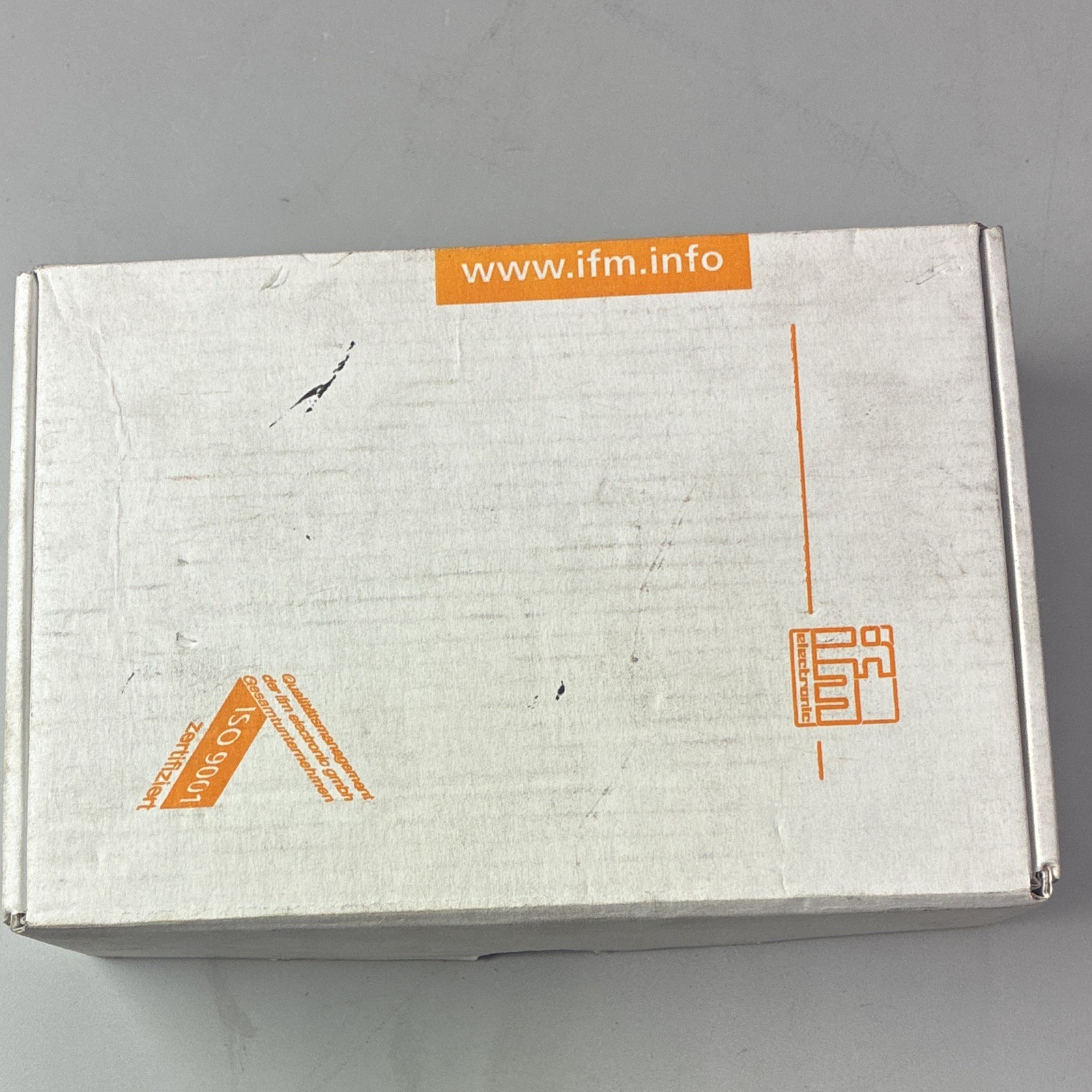 IFM Efector SI5010 SID10ADBFPKG/US Flow Sensor