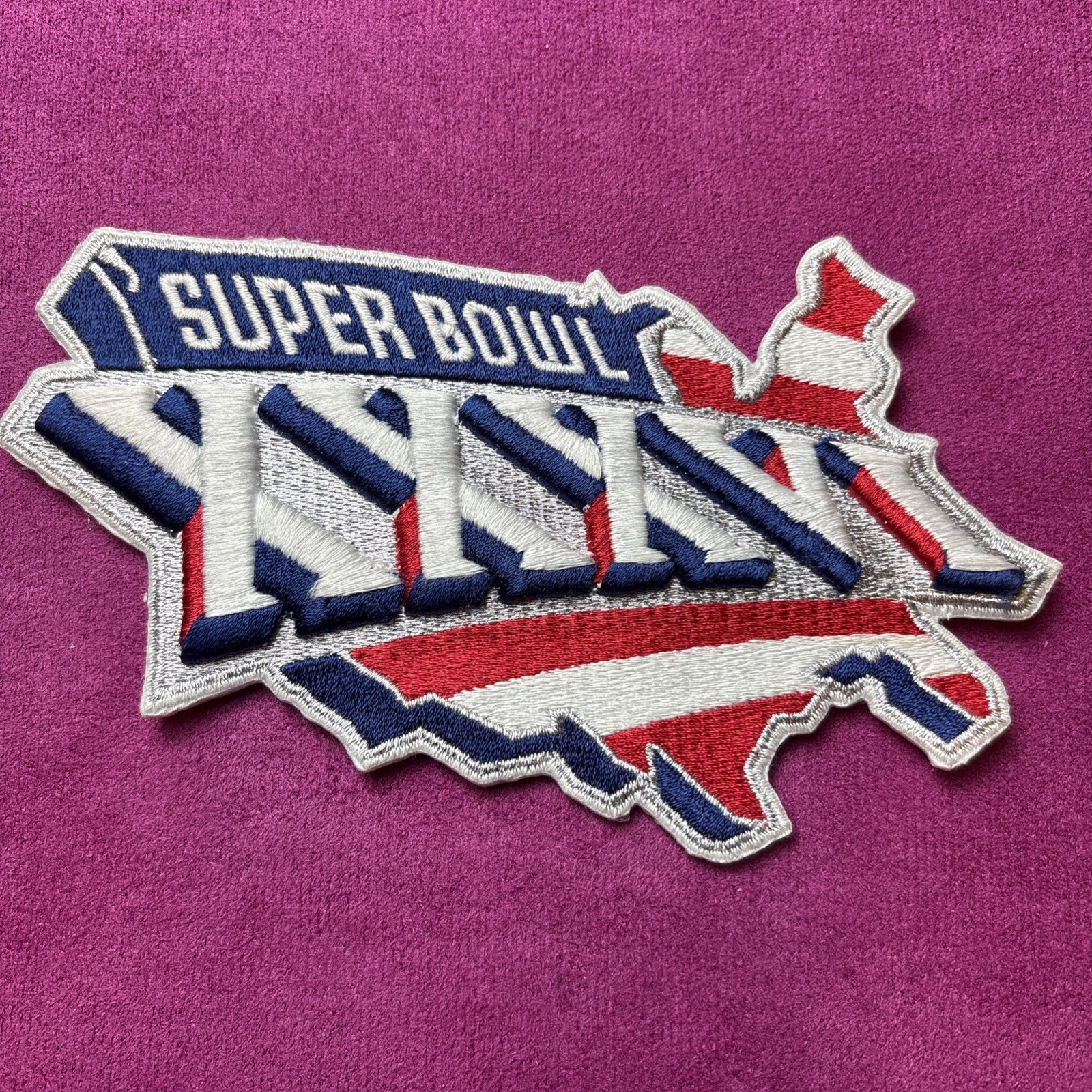VTG 2002’ Super Bowl XXXVI (36) NEW ENGLAND PATRIOTS vs ST LOUIS RAMS Patch MINT