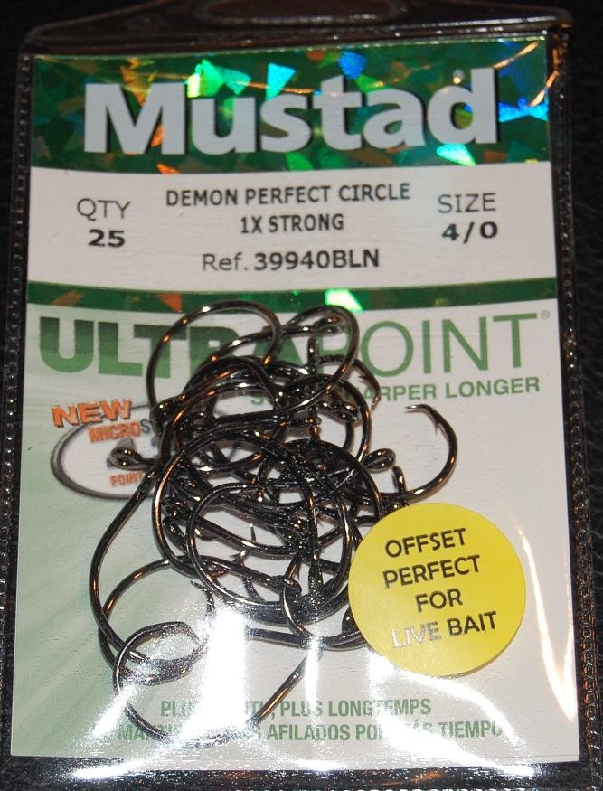 25 Pack Mustad 39940BLN-40 Ultra Point Size 4/0 1X Strong Demon Circle Hook