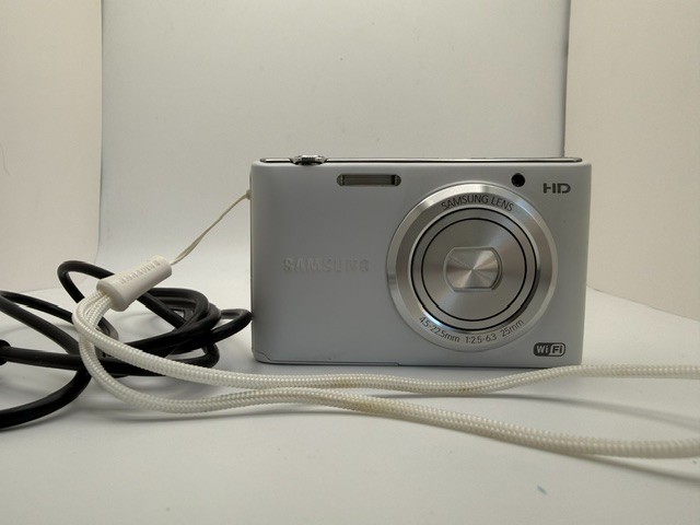 Samsung ST150F 16.2MP Wi-Fi -Digital Camera -Silver- Used