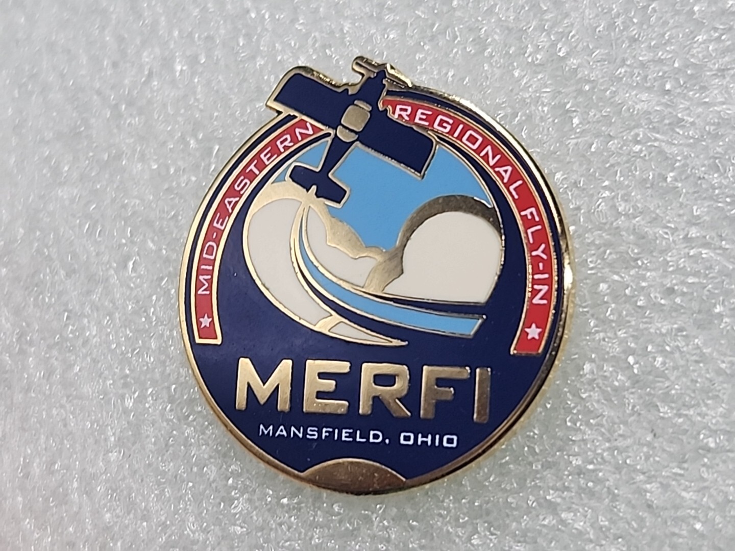 MERFI Mid-Eastern Regional Fly-In Vintage Pin Button Mansfield Ohio Aviation VTG