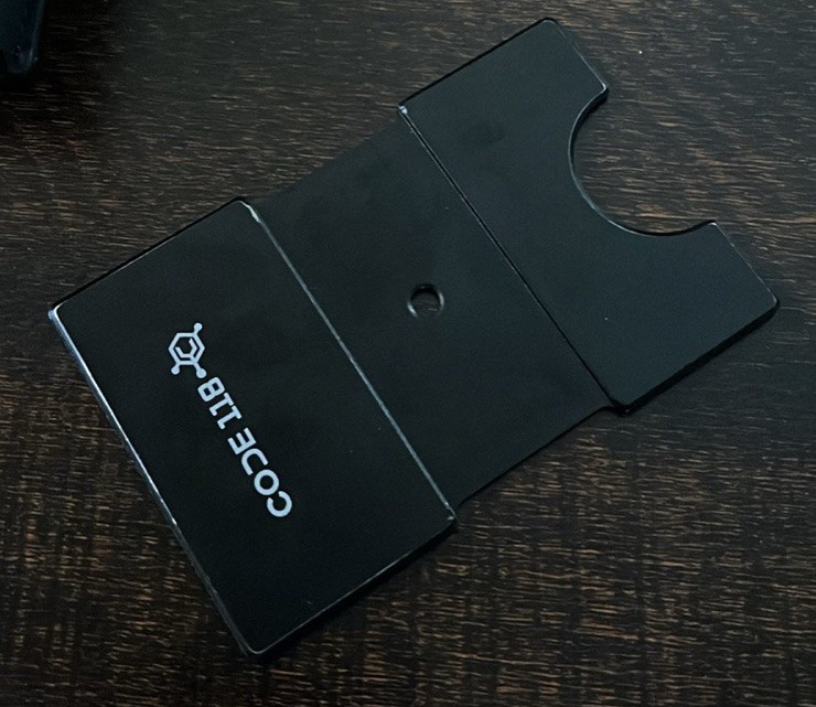 Code 118 modular card holder